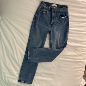 Abercrombie & Fitch the Ankle Straight Ultra High Rise